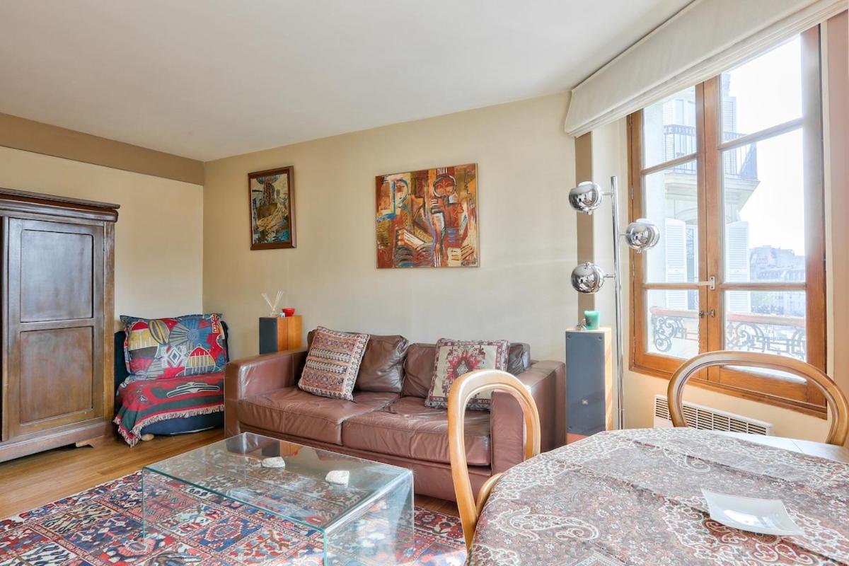 Lovely 1 Bedroom Near Sacre-coeur Basilica Apartment *